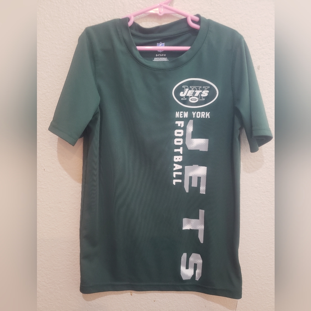 NY JETS CHILDS SIZE 8 SHIRT
